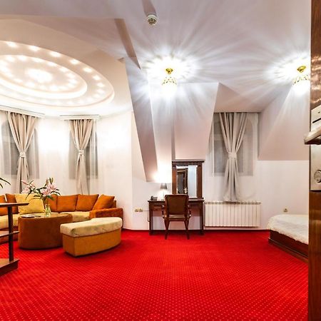 Garni Hotel Royal Crown Σουμπότικα Εξωτερικό φωτογραφία